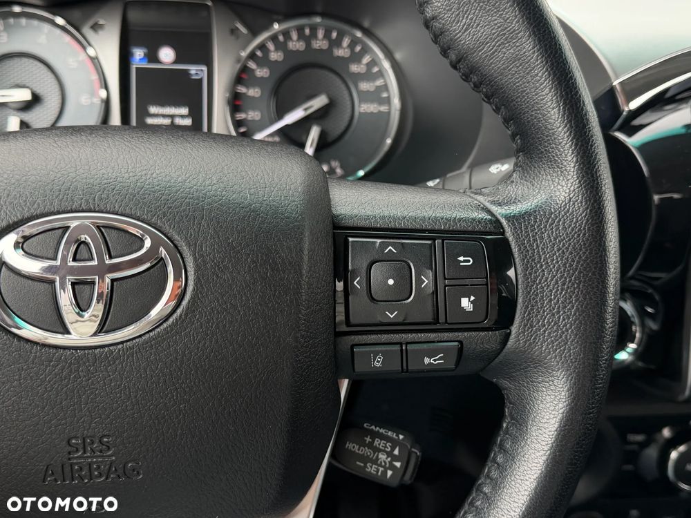 Toyota Hilux 2.8 D-4D Double Cab Invincible 4x4 - 31