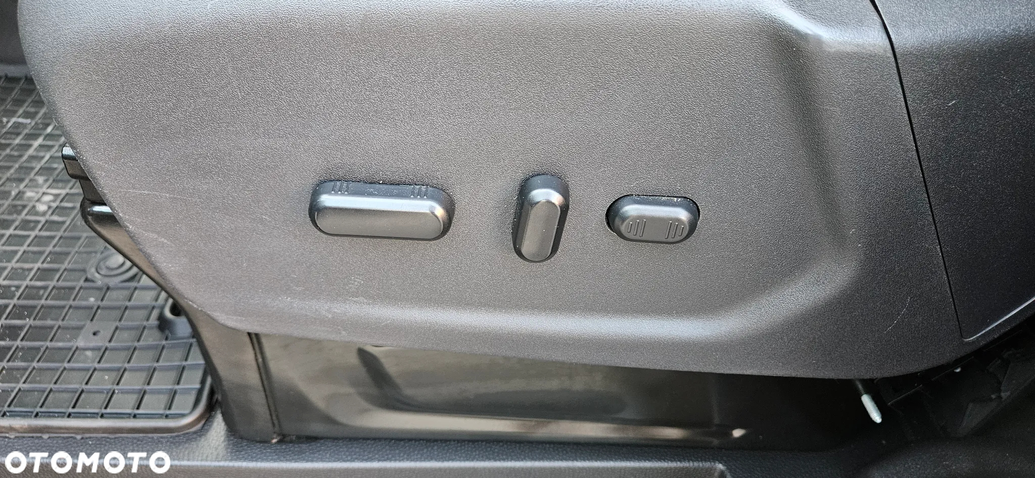 Ford Tourneo Custom 300 L2H1 VA Limited - 35