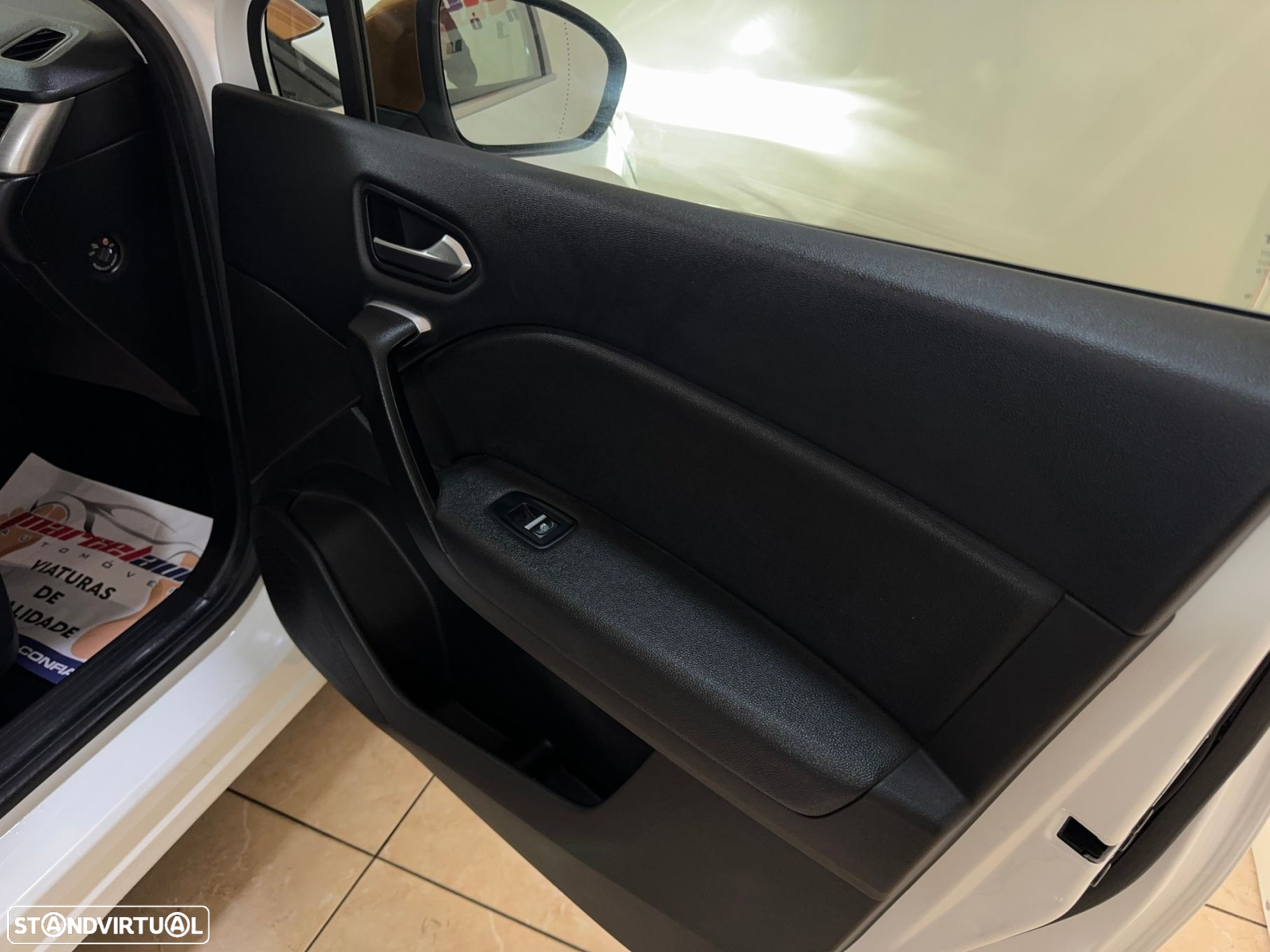 Renault Captur 1.0 TCe Exclusive - 42