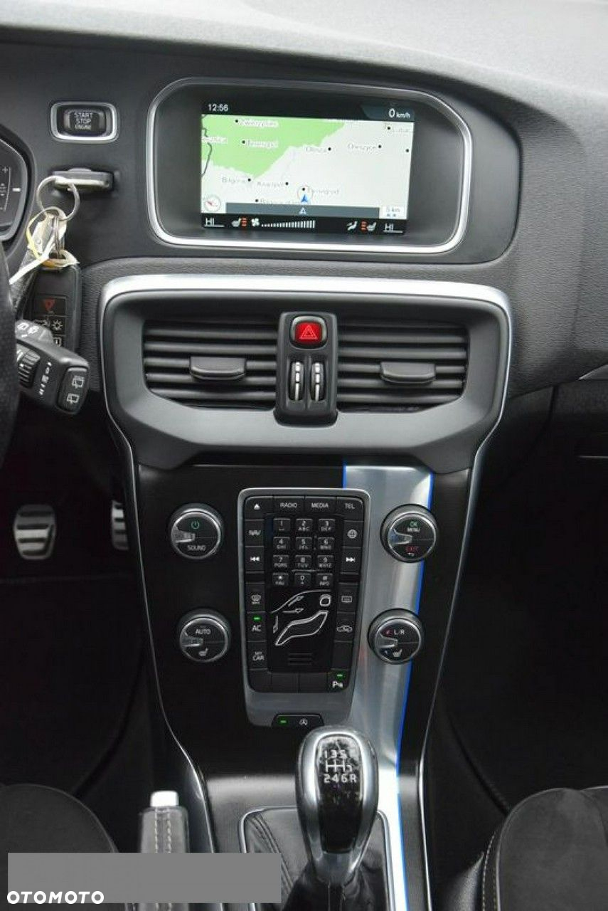 Volvo V40 D4 Drive-E R-Design Kinetic - 20