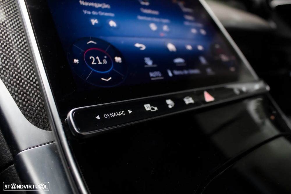 Mercedes-Benz C 300 e AMG Line - 23