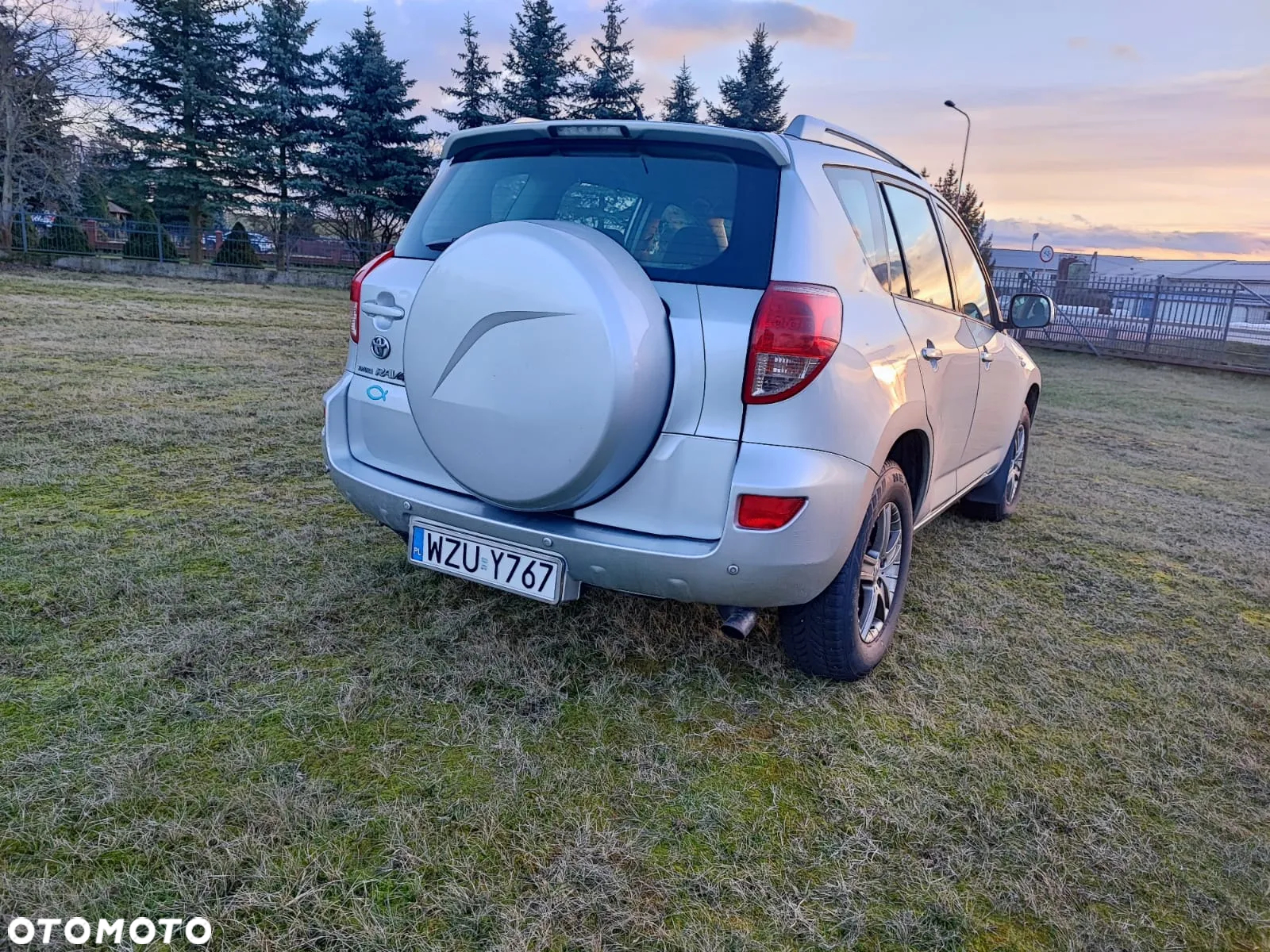 Toyota RAV4 2.2 D-4D Sol - 8