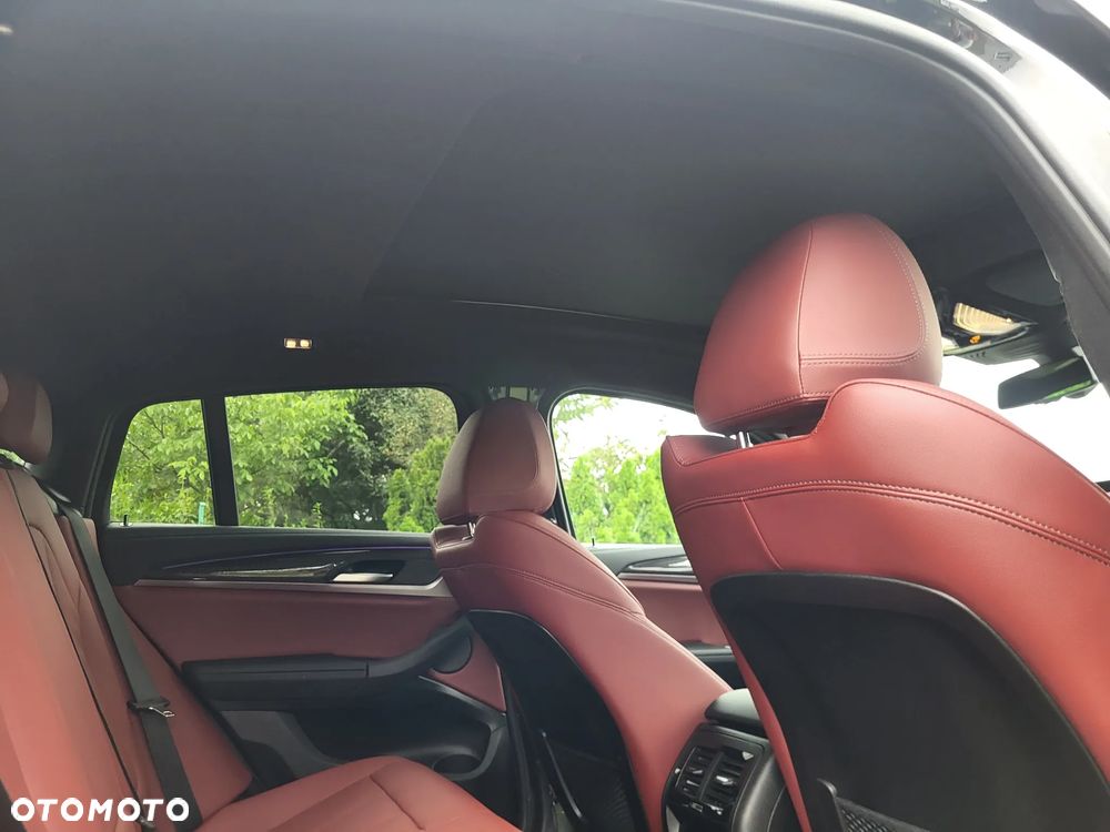BMW X4 M M40i - 38