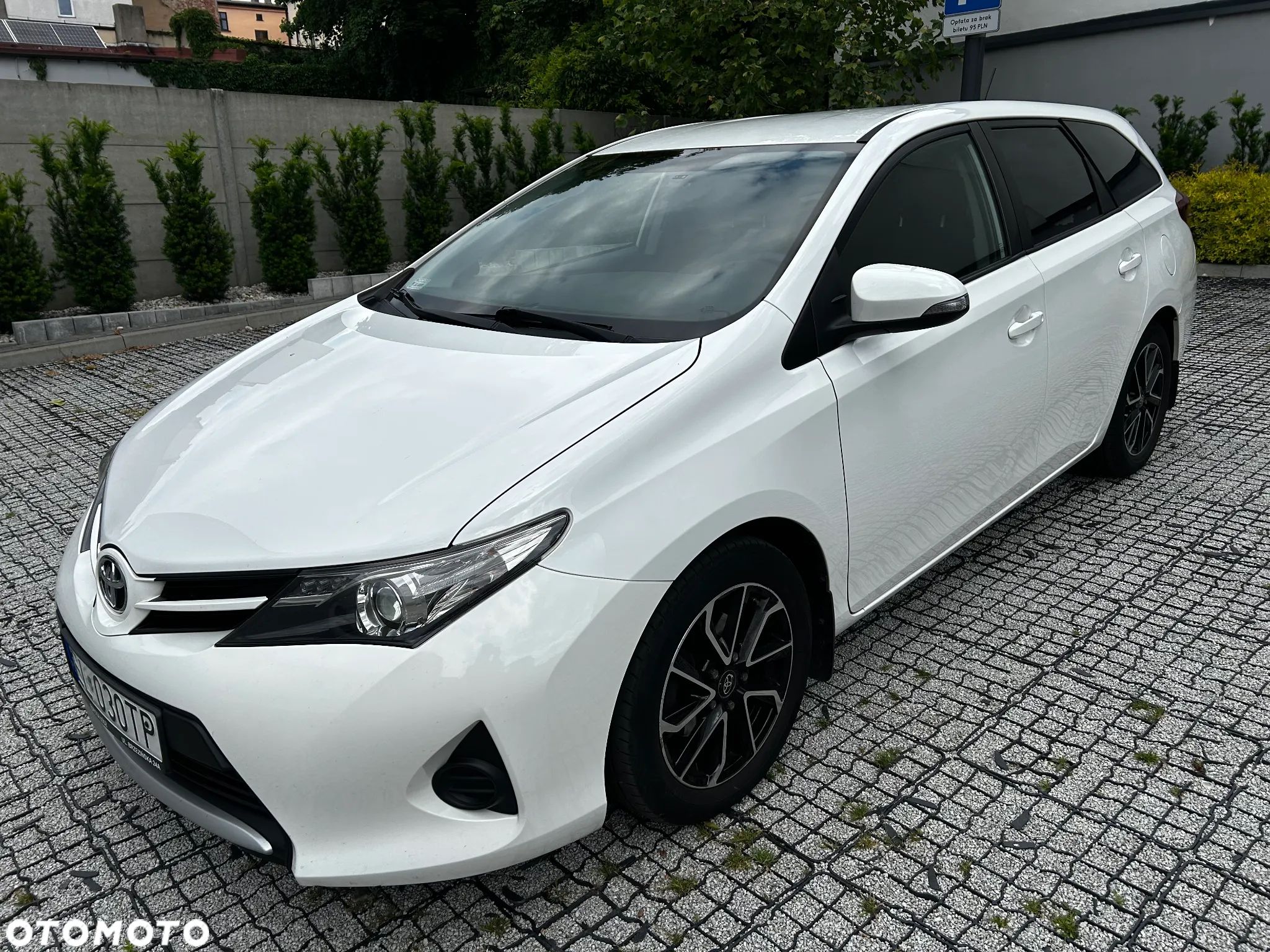 Toyota Auris 1.4 D-4D Active - 1