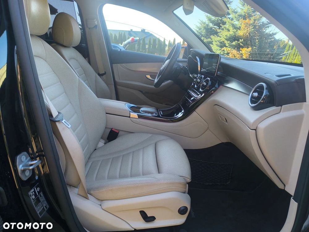 Mercedes-Benz GLC 200 d 4-Matic Business Edition - 14