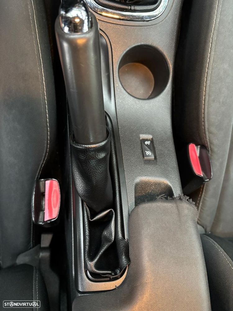 Renault Mégane 1.5 dCi Dynamique S SS - 28