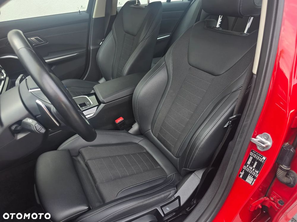 BMW Seria 3 318i - 14