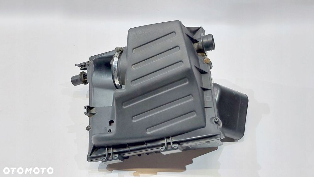 obudowa filtra powietrza insignia a 2.0 t 09r 220km 55560885 - 1