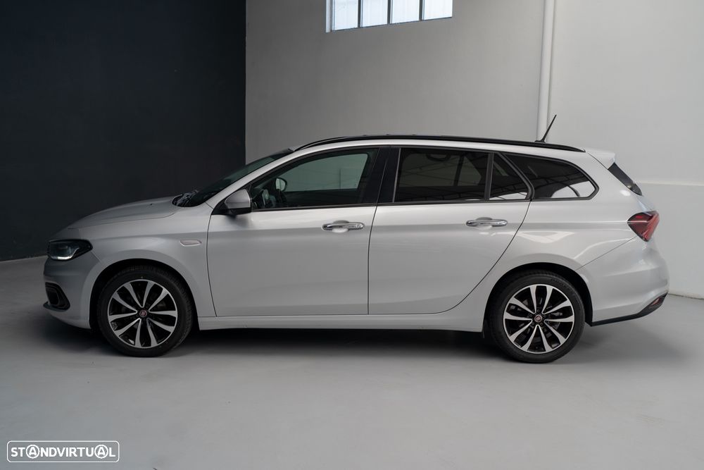 Fiat Tipo 1.3 M-Jet Lounge Tech J17 - 23
