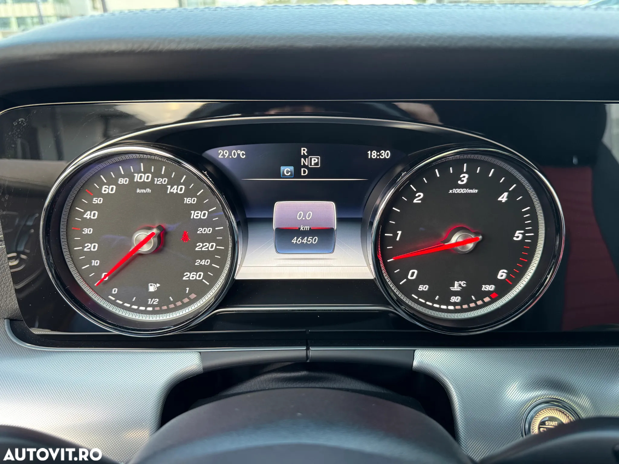 Mercedes-Benz E 350 d 4Matic Coupe 9G-TRONIC AMG Line - 25