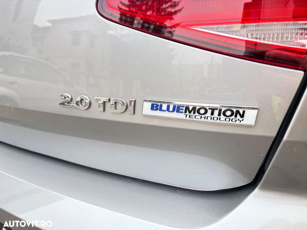 Volkswagen Passat 2.0 TDI DSG Highline - 14