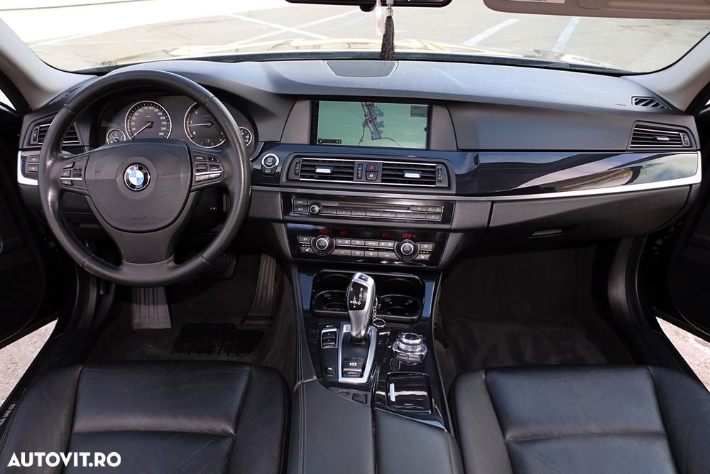 BMW Seria 5 520d Aut. Modern Line - 5