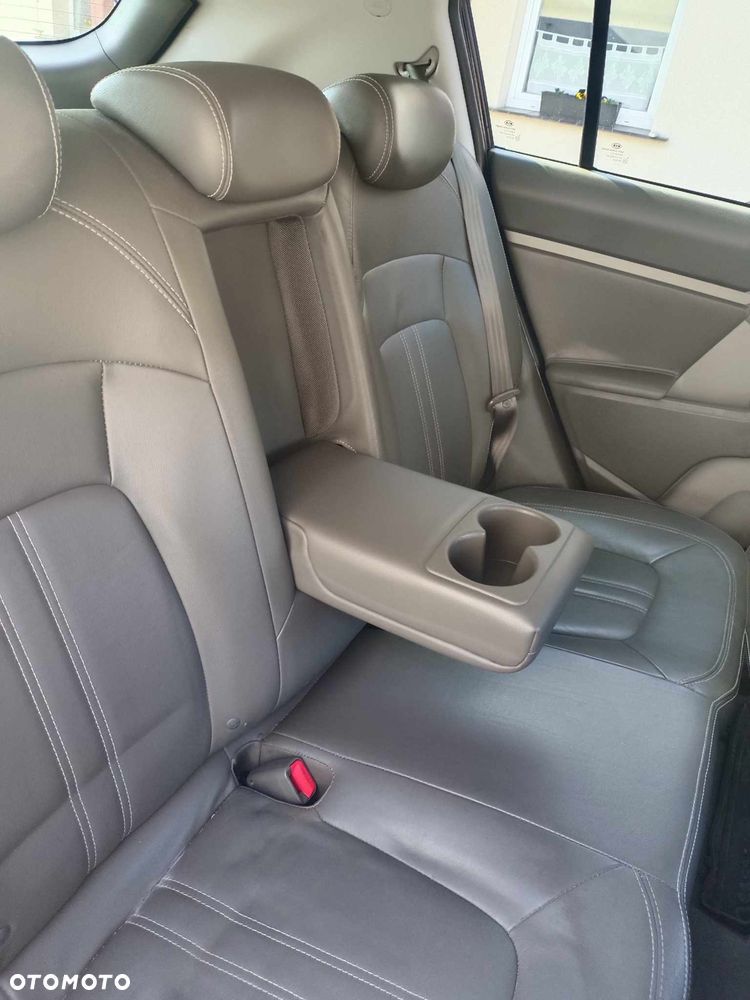 Kia Sportage 1.7 CRDI XL 2WD - 10