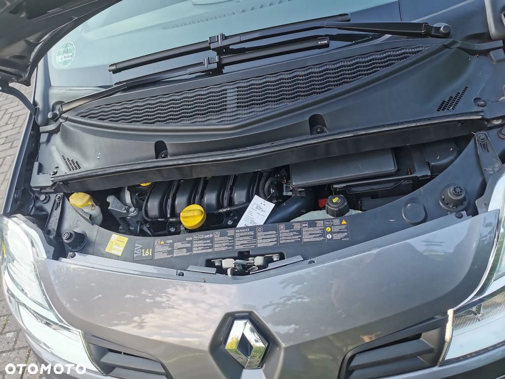 Renault Modus Grand 1.6 16V 110 Night and Day - 16