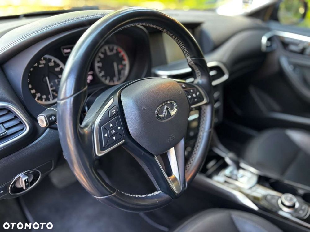 Infiniti QX30 2.0t DCT AWD Premium - 18