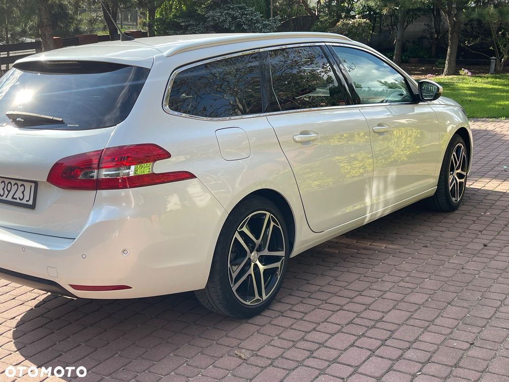Peugeot 308 BlueHDi 120 Stop & Start Allure - 4