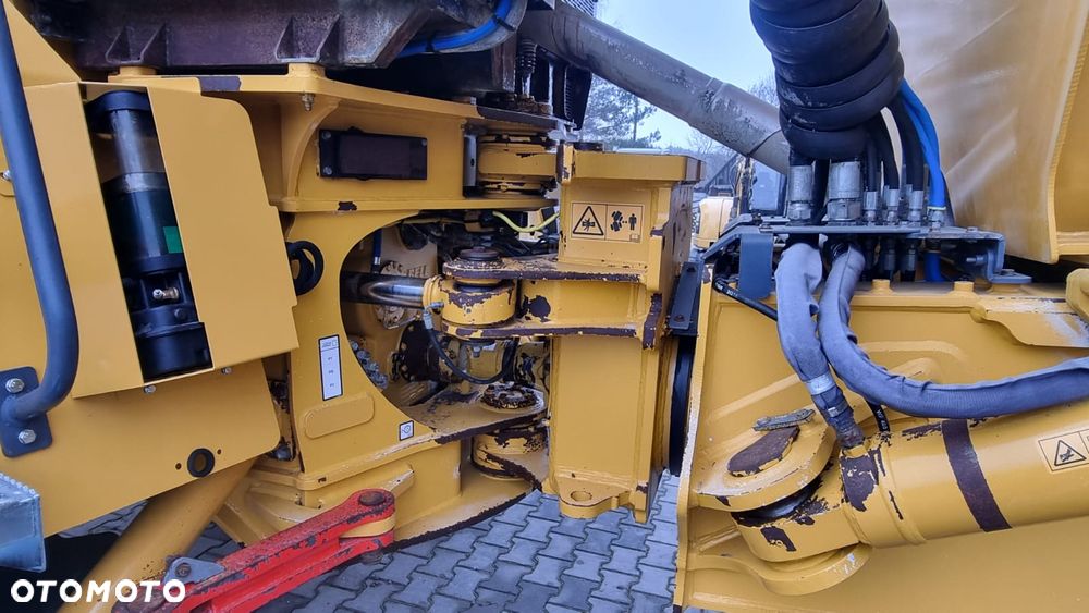 Bell B40E 6x6/ Maszyna sprowadzona - 15