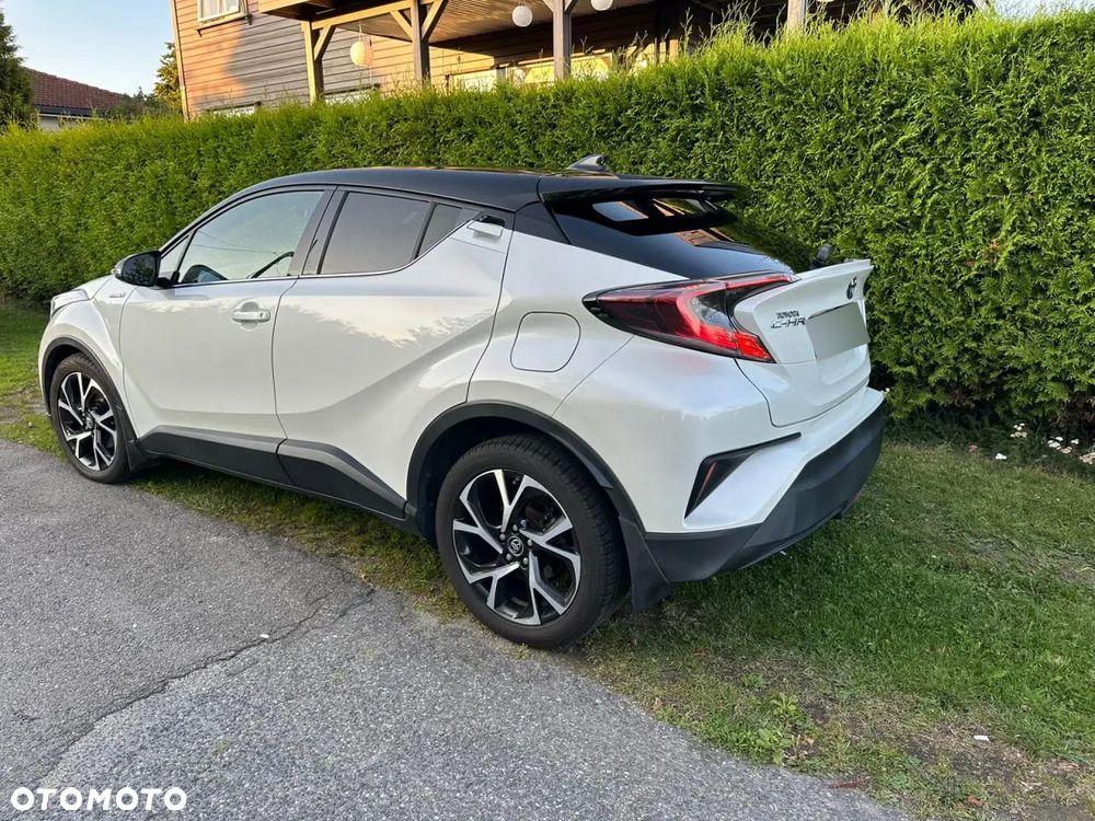 Toyota C-HR 1.8 Hybrid Prestige - 11