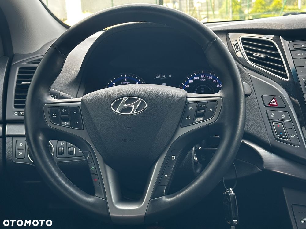 Hyundai i40 Kombi 1.7 CRDi Trend - 19