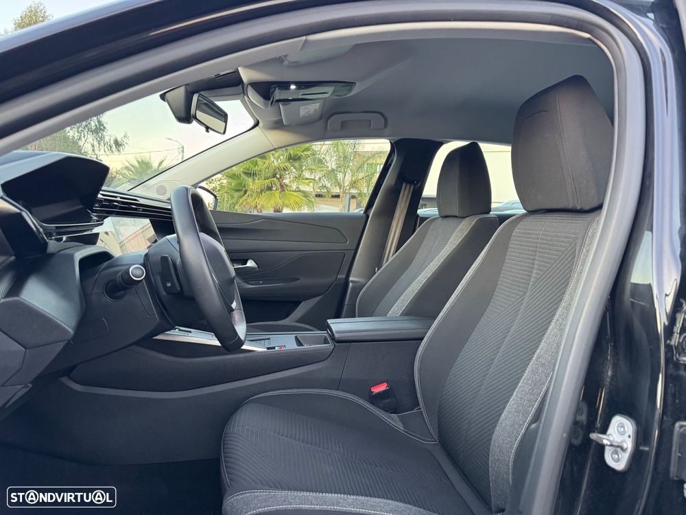 Peugeot 308 1.2 PureTech Allure Pack EAT8 - 27