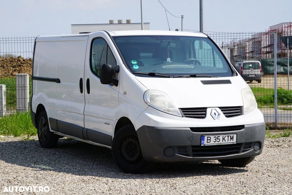 Renault Trafic - 1