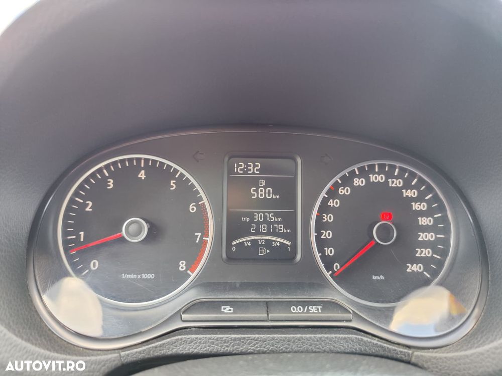 Volkswagen Polo 1.4 Comfortline - 10