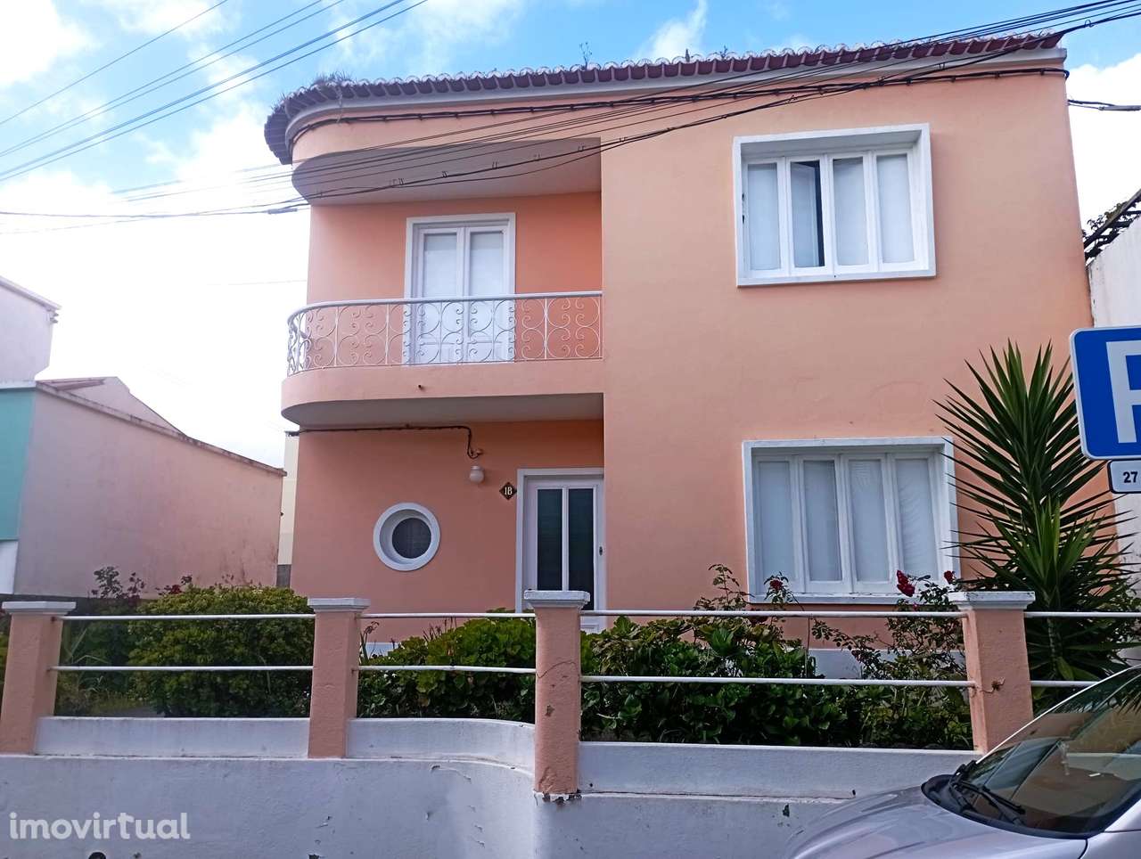 Moradia T3 com Jardim e estacionamento em Lagoa - Grande imagem: 2/19