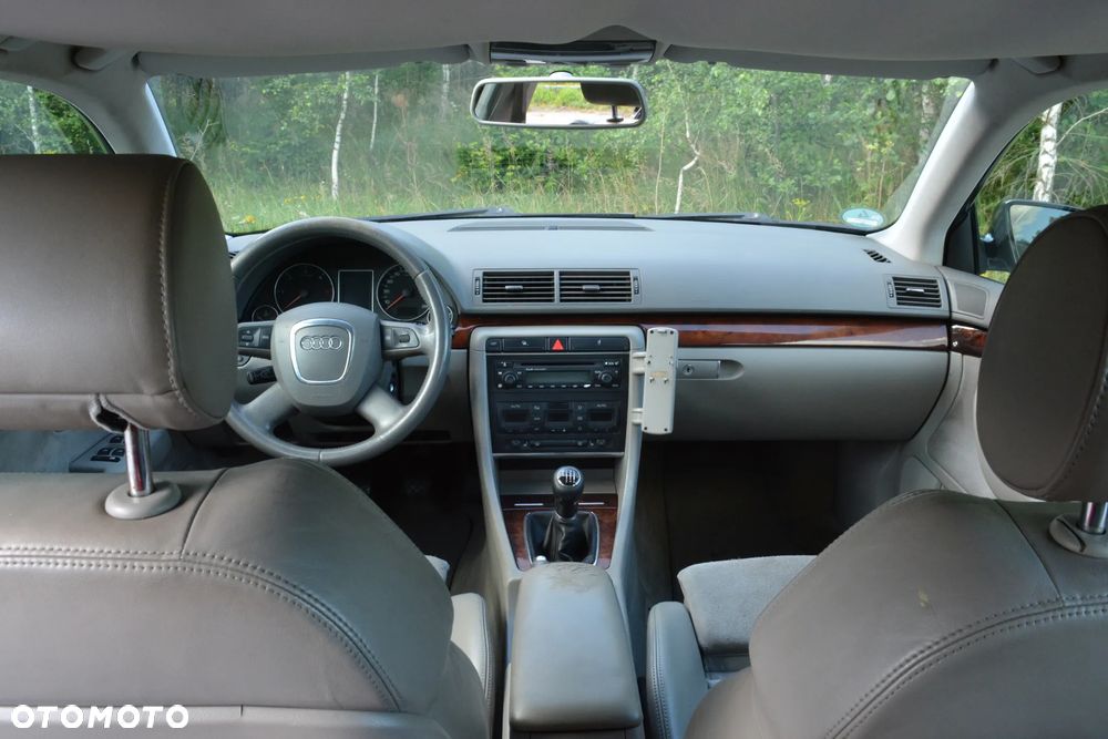 Audi A4 Avant 2.5 TDI - 22