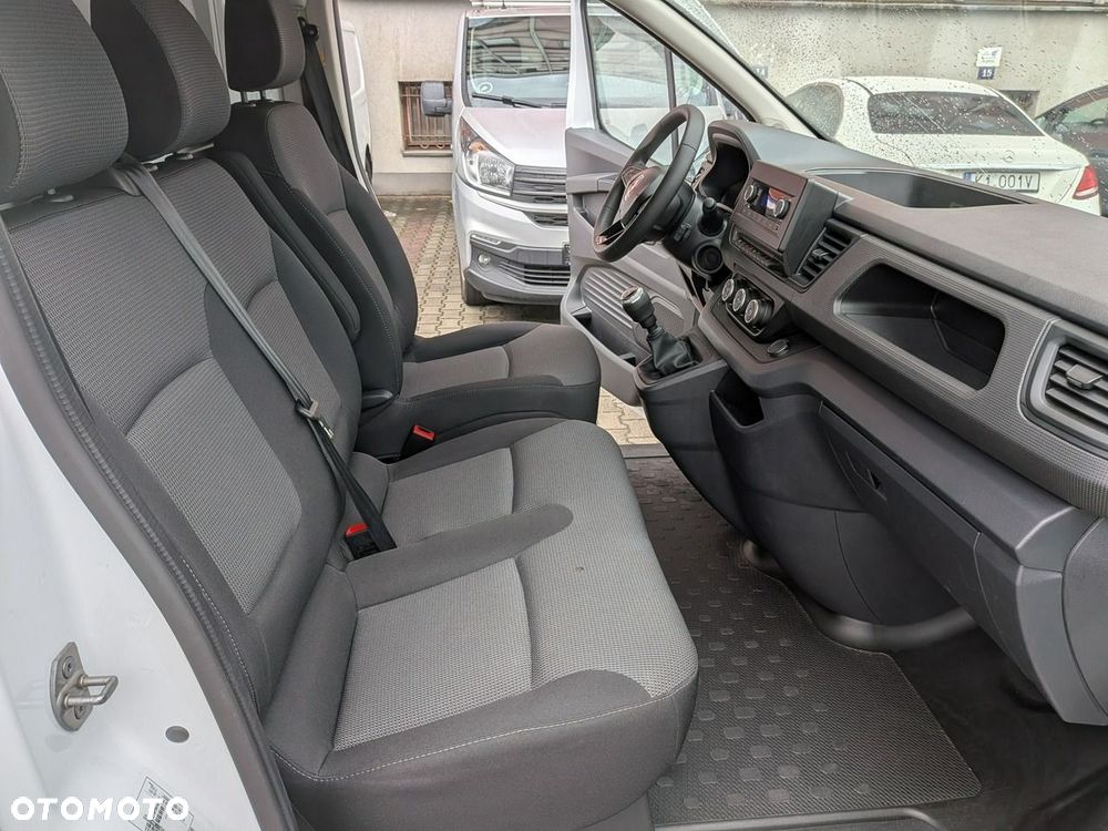 Renault Trafic - 19