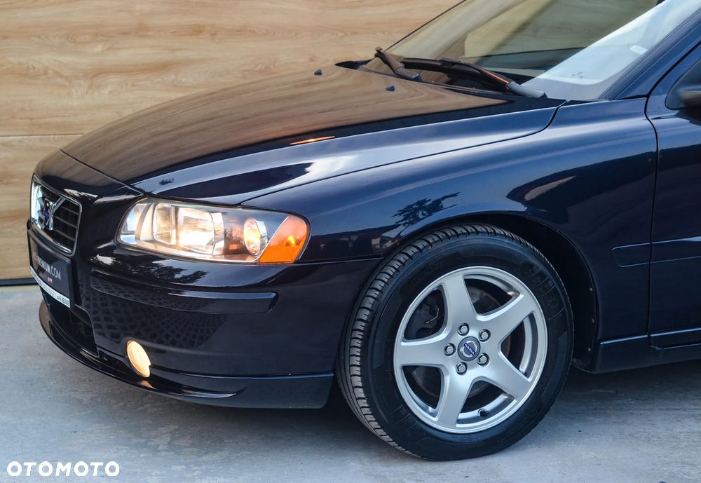 Volvo S60 2.4D Momentum - 17