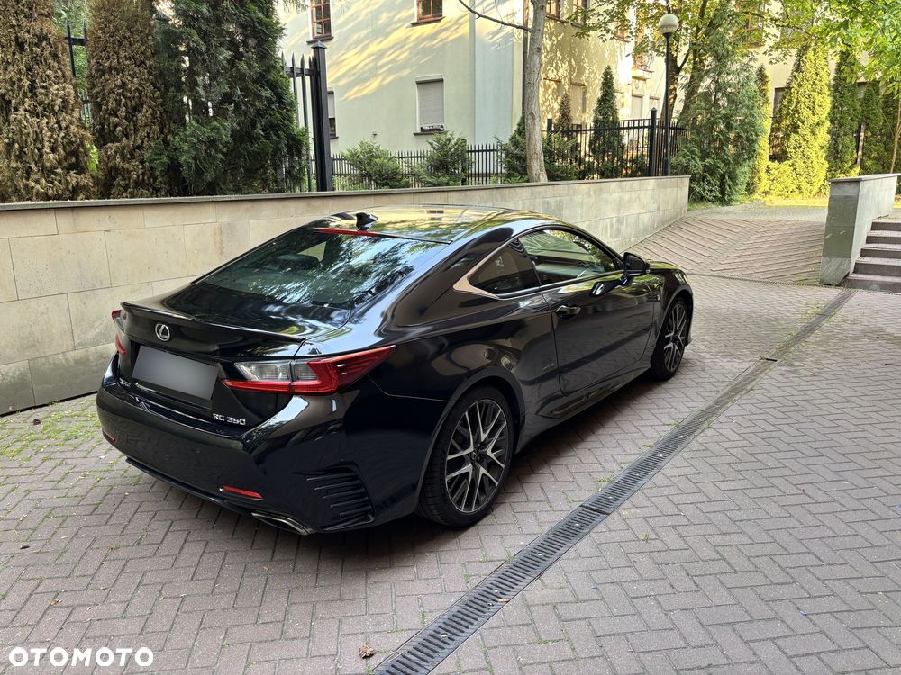 Lexus RC - 3
