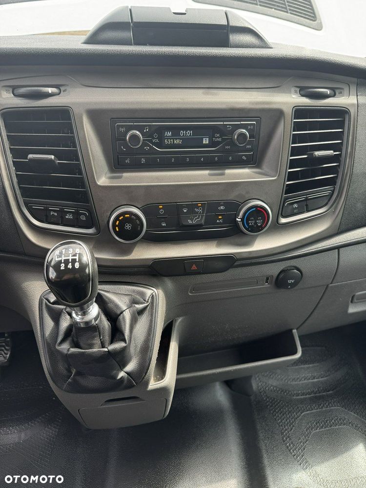 Ford Transit - 15