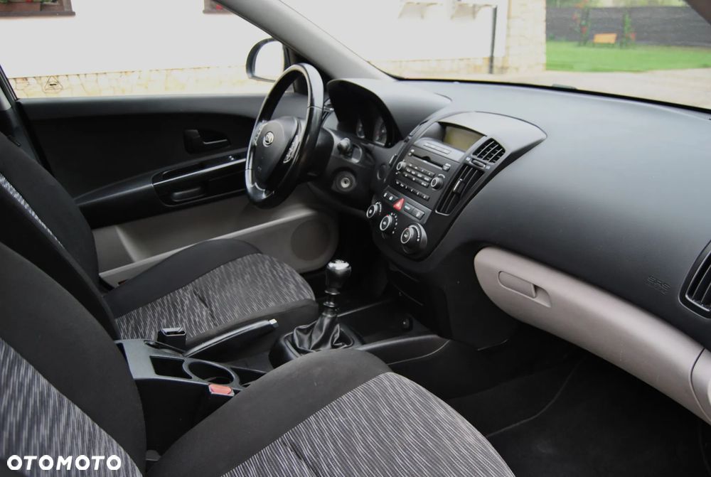 Kia Ceed 1.4 Comfort - 7