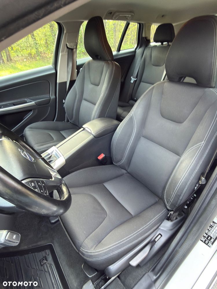 Volvo V60 D3 Drive-E Kinetic - 18