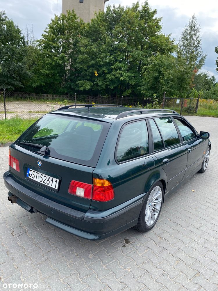 BMW E39 1999 photo 4