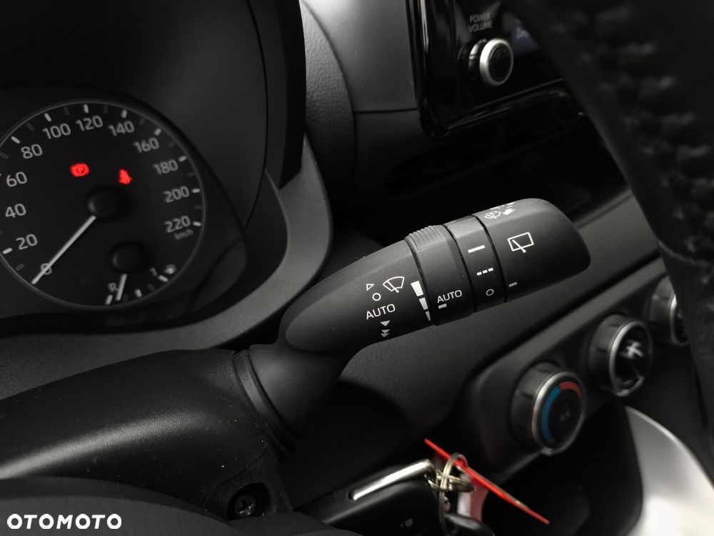 Toyota Yaris - 27
