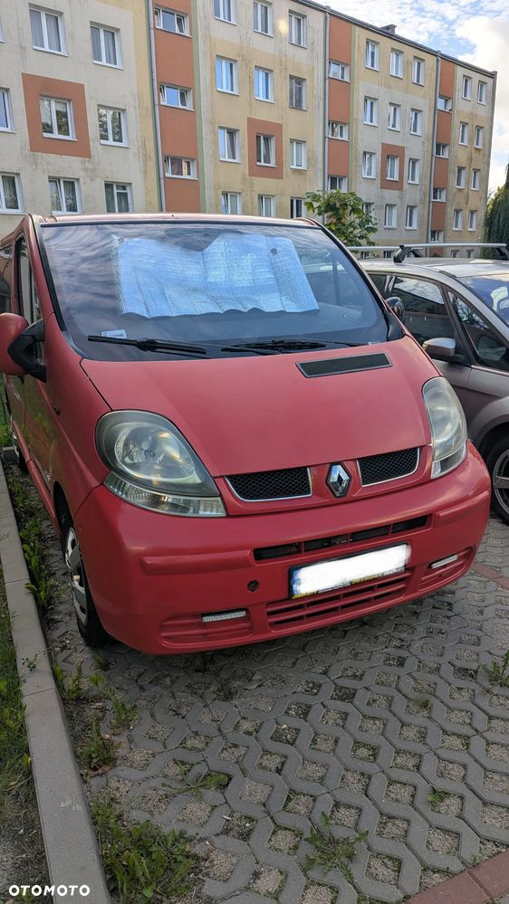 Renault Trafic - 1