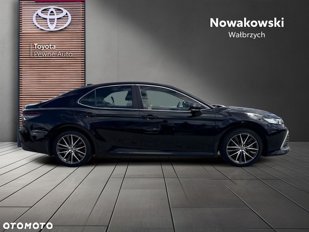 Toyota Camry 2.5 Hybrid Prestige CVT - 6