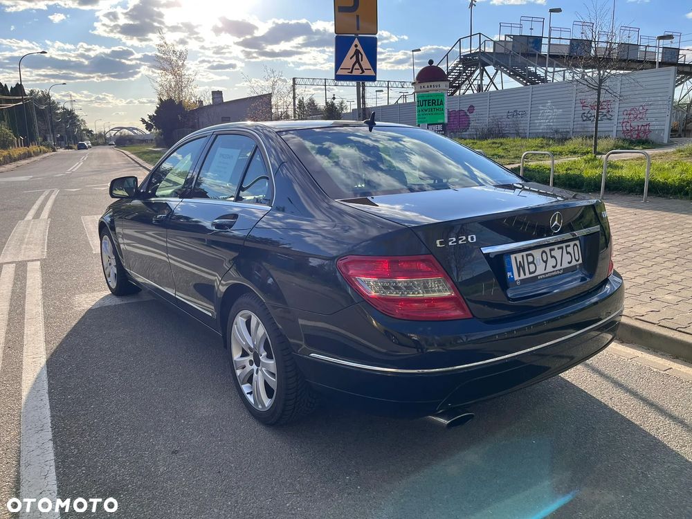 Mercedes-Benz Klasa C 220 CDI DPF Automatik Avantgarde - 2
