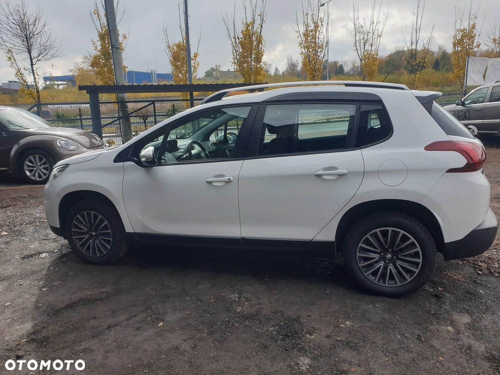 Peugeot 2008 - 10
