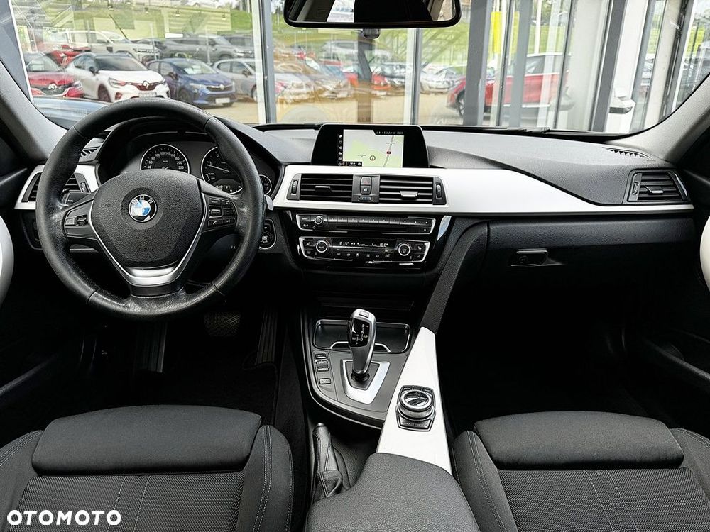 BMW Seria 3 318d - 7