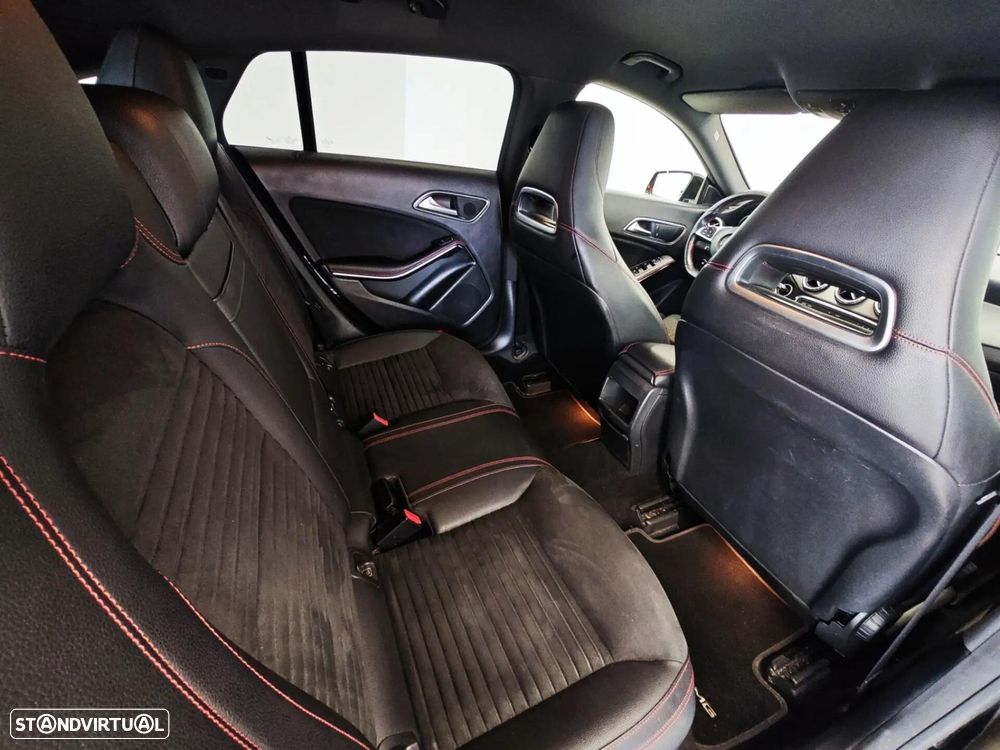 Mercedes-Benz CLA 180 7G-DCT AMG Line - 57
