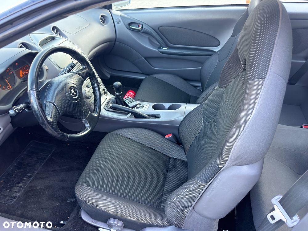 Toyota Celica 1.8 VVT-i Sol - 11