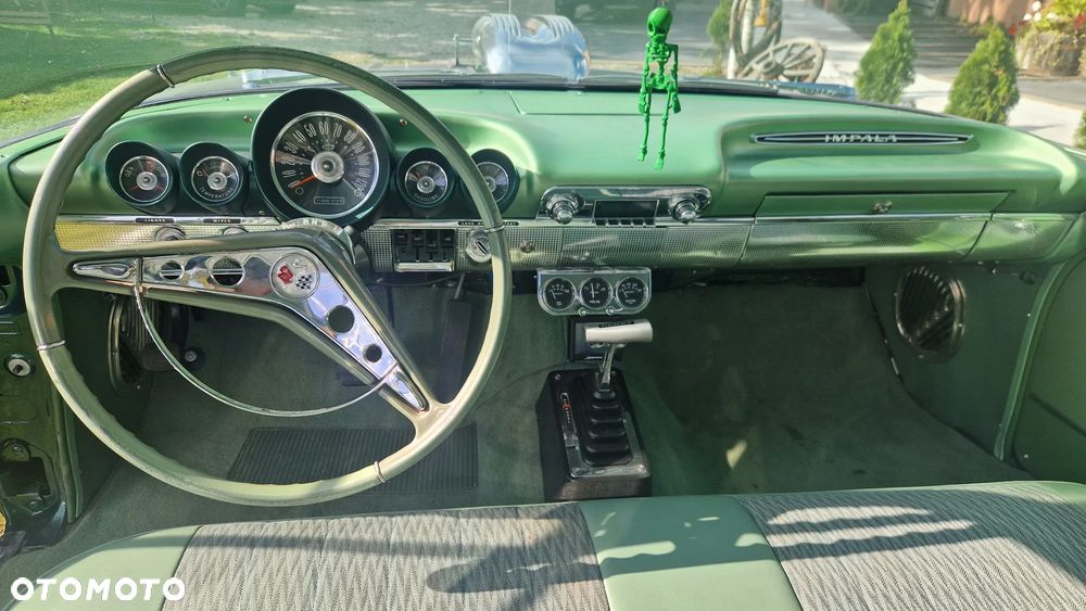 Chevrolet Impala - 28