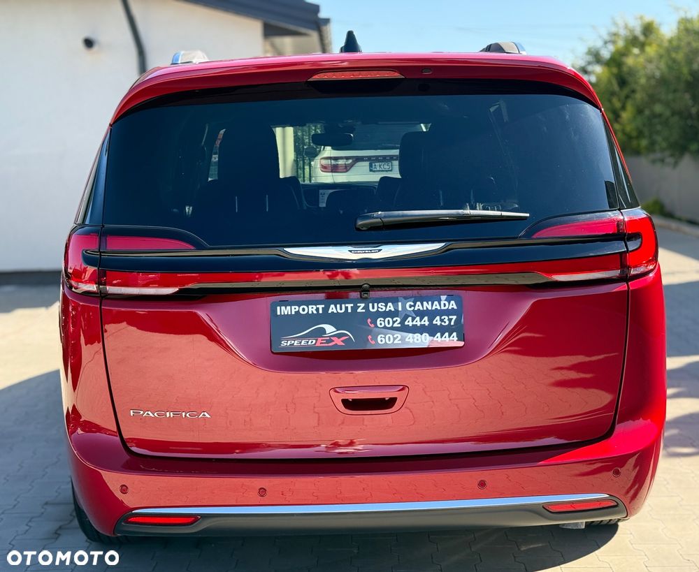 Chrysler Pacifica - 10