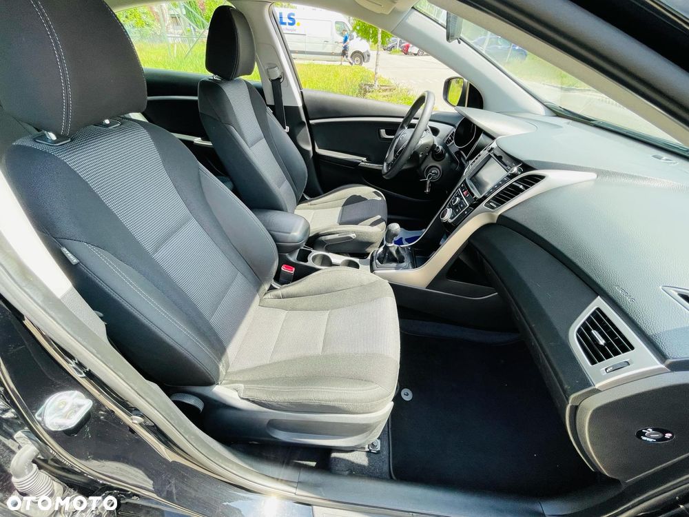 Hyundai i30 blue 1.4 Classic Navigation - 15