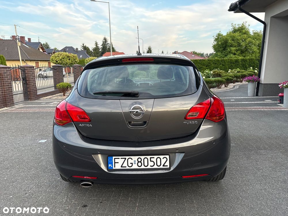 Opel Astra 1.4 T Cosmo - 12