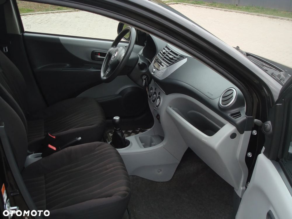 Nissan Pixo 1.0 more - 29