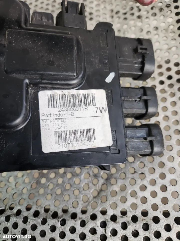 Borna Baterie Plus Renault Scenic 3 Megane 3 Laguna 3 An 2008-2009-2010-2011-2012 Cod 243800011R Dezmembrez Renault Grand Scenic 1.5 Dci An 2009-2010-2011-2012 Manual 6+1 Trepte 2x4 - 9