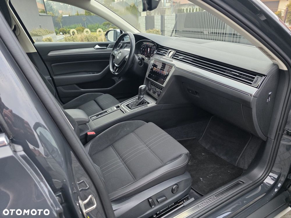 Volkswagen Passat 2.0 TDI SCR (BlueMotion Tech) 4Mot DSG Comfortline - 35